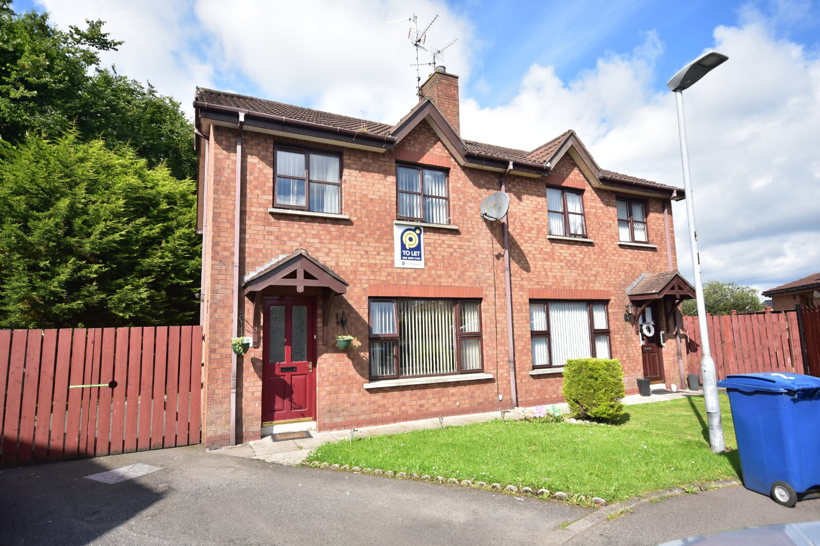 83 Lakelands, CRAIGAVON