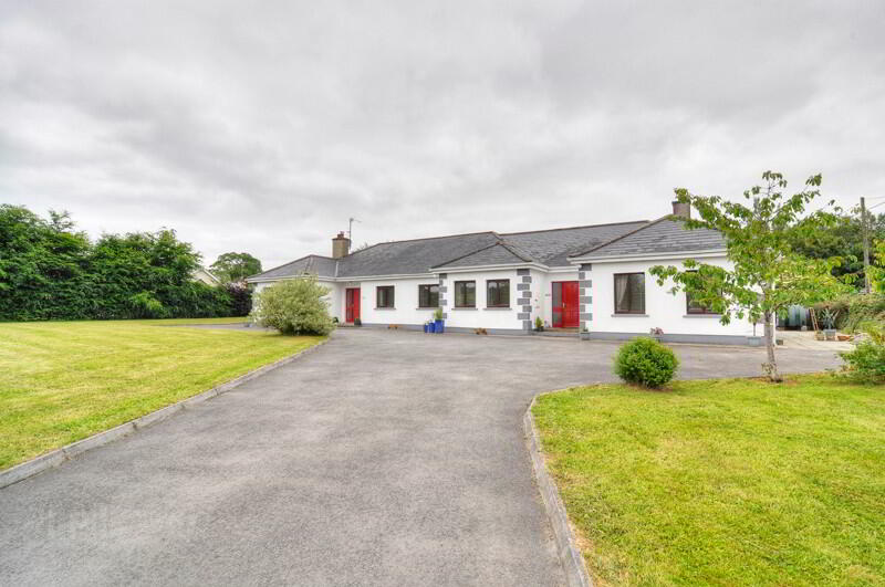 Grangecon Hill, Grange Con